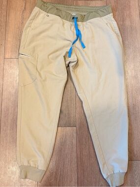 🤎 FIGS Womens XL Jogger Scrub Pants Tan Khaki Technical Collection Elastic Waist